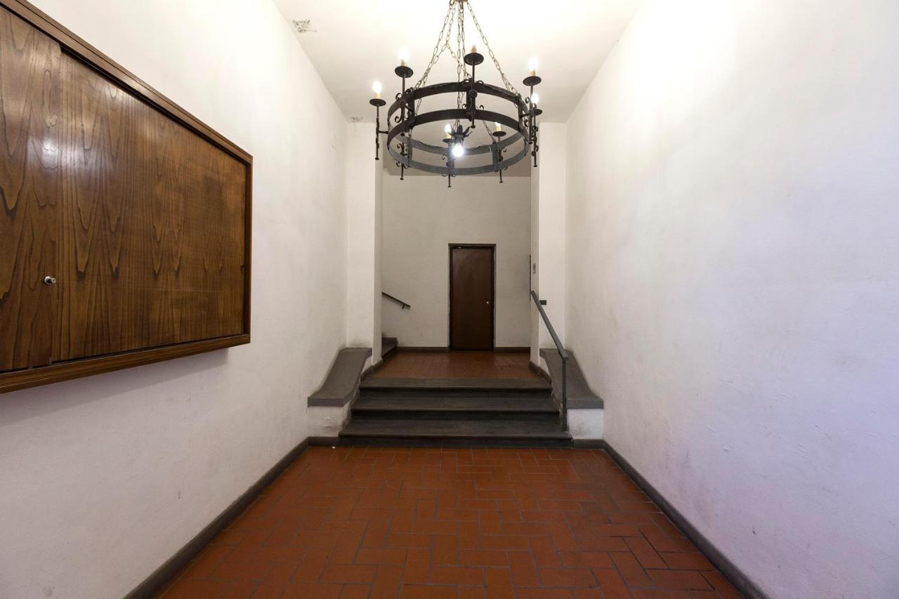 Guendalina Apartment By Mamo Firenze Bagian luar foto
