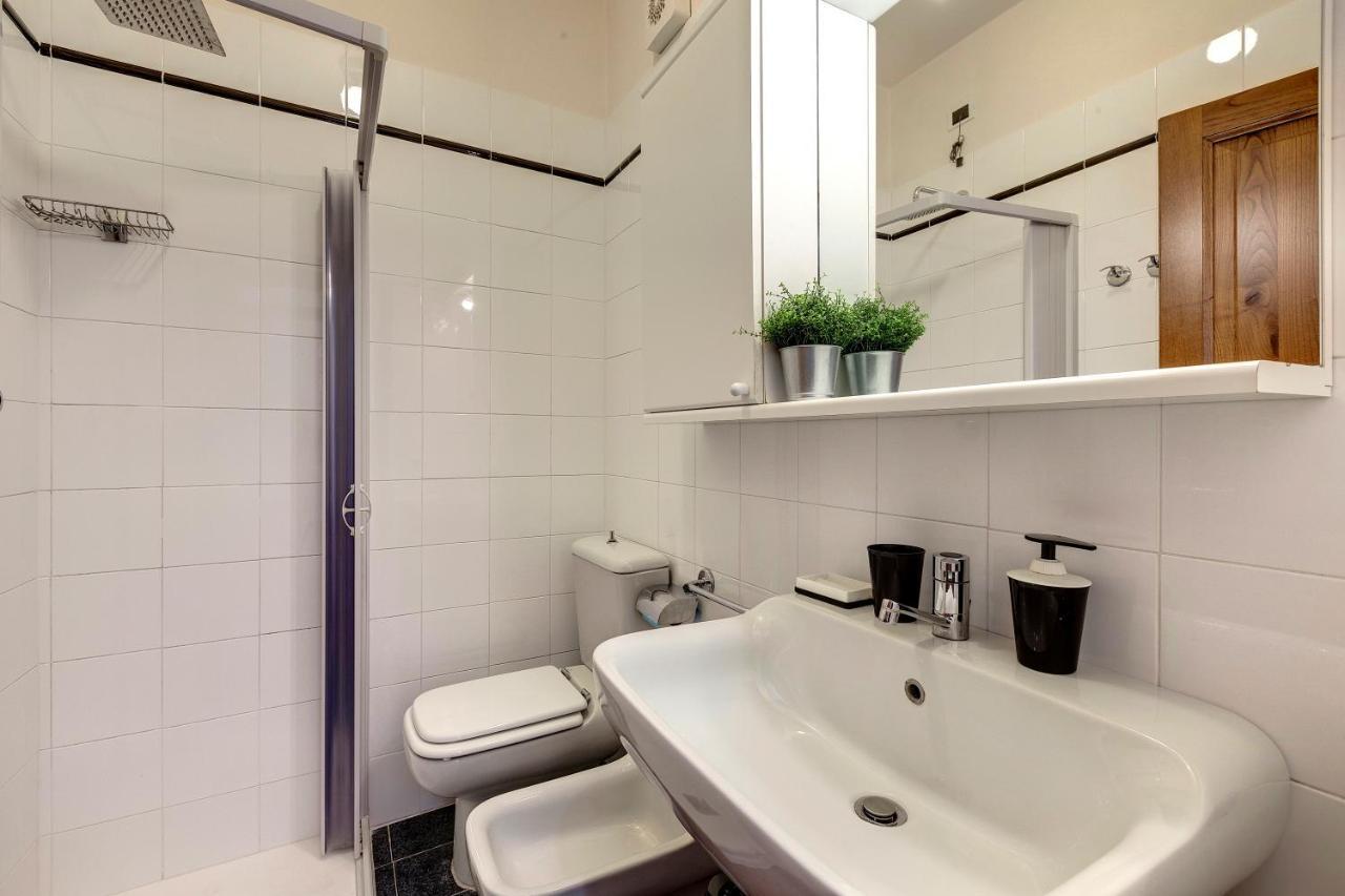 Guendalina Apartment By Mamo Firenze Bagian luar foto