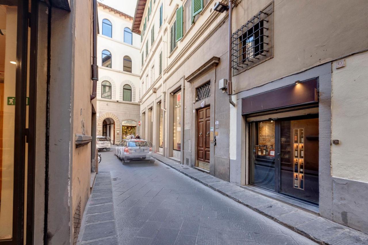 Guendalina Apartment By Mamo Firenze Bagian luar foto