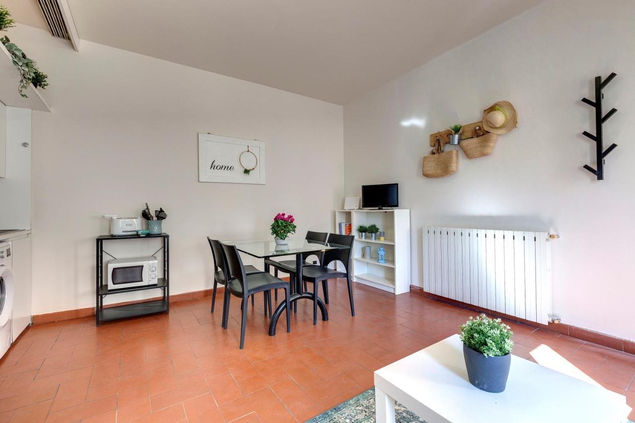Guendalina Apartment By Mamo Firenze Bagian luar foto